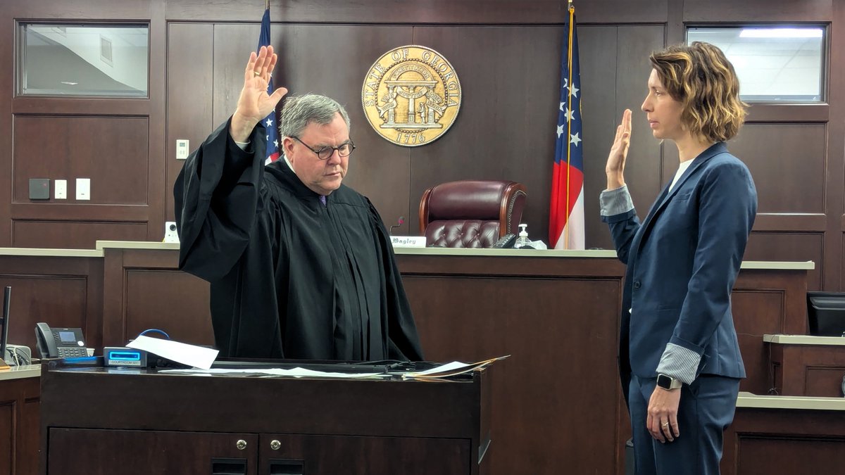 ForsythCourtsGA's tweet image. Congratulations to Kathleen C. Morris on being sworn into the Georgia Bar today by Chief Superior Court Judge Jeffrey S. Bagley! With years of experience in TN & MD, she’s ready to serve the Georgia community! #GeorgiaBar #Attorney #SwearingIn