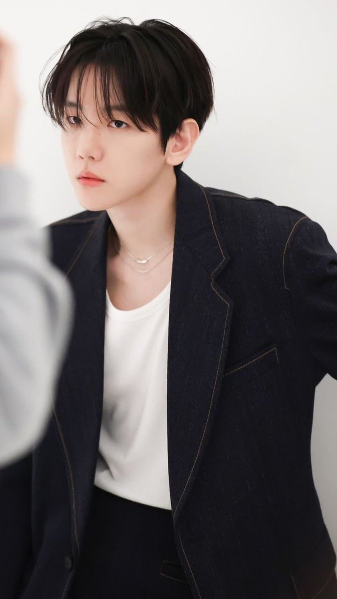 Take a chance with me 

— baekhyun few tweets au.