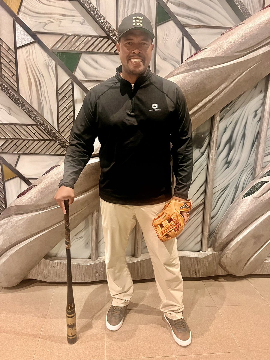 JCelis99's tweet photo. My Baseball School Time ⚾️💪🏽🇯🇵
皆さんよろしくお願いします🙇🏽‍♂️🙏🏽 https://t.co/1DvSSqOnwO