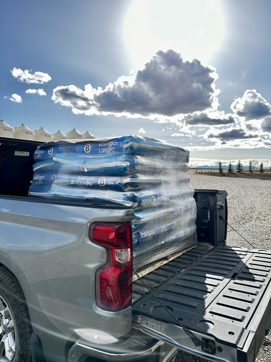Getting ready for the season w <a href="/BASFAgSolutions/">BASF Agricultural Solutions Canada</a> 💪🏼