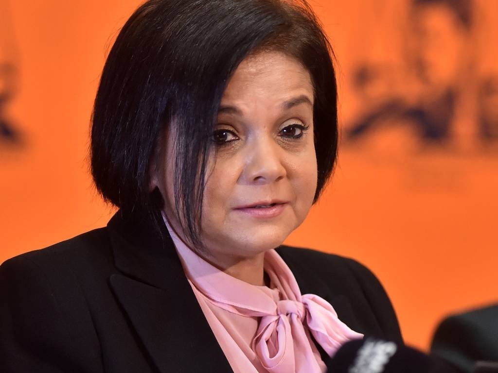 Shamila Batohi must Resign

Retweet if you agree 

Omotoso