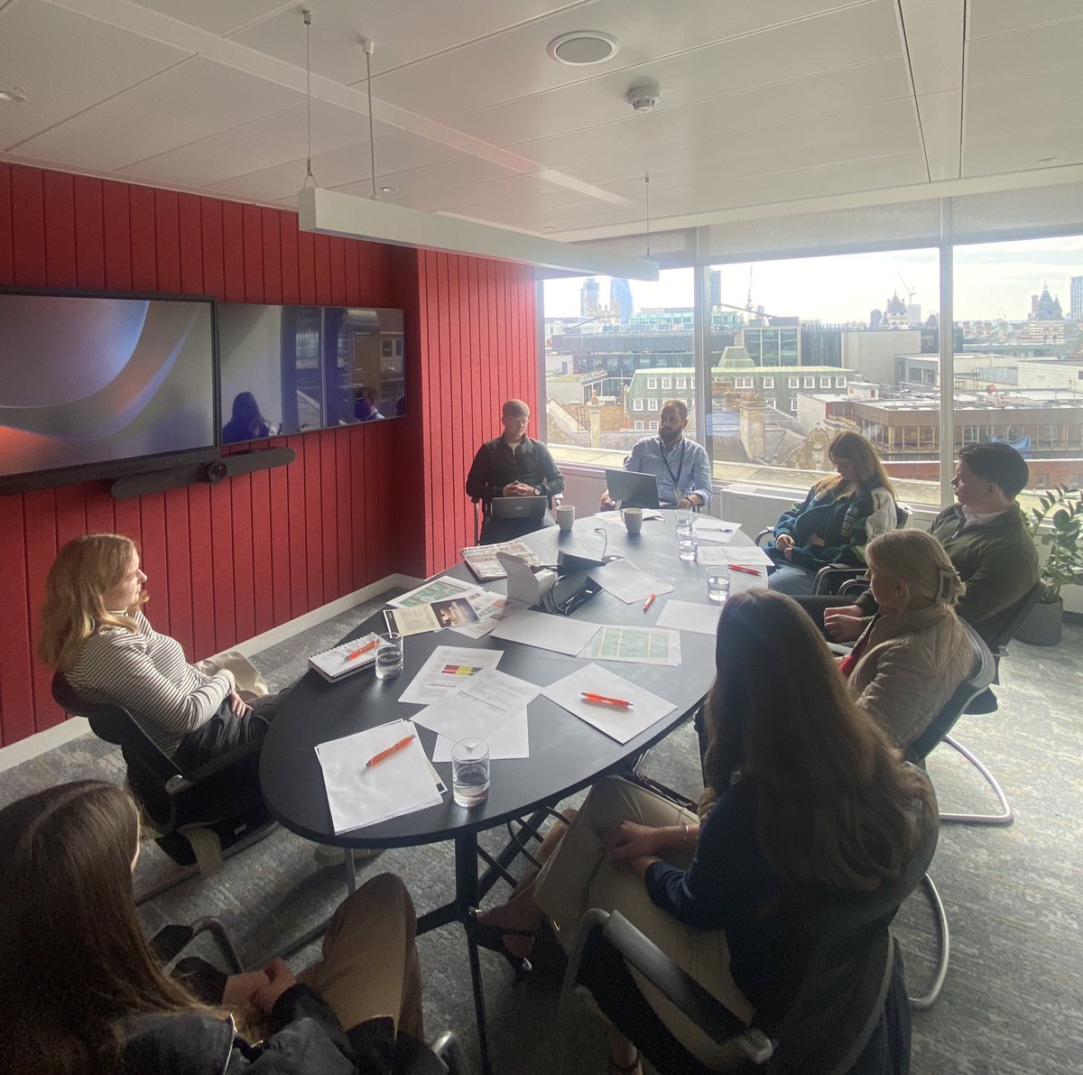 careersinracing's tweet image. A day at HQ for some of our Youth Collaboration Group! More to come tomorrow on their day of networking! 

#YCG #careersinracing