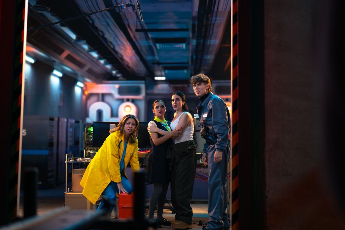 🚨 ¡Los capítulos 6 y 7 de #Biara 🤖 YA ESTÁN FUERA! 

¡Corre a verlos a #Flooxer, que son gratis!

Prometemos que este FINAL no va a dejar indiferente a NADIE... ☠️🫣

atres.red/k2cue68