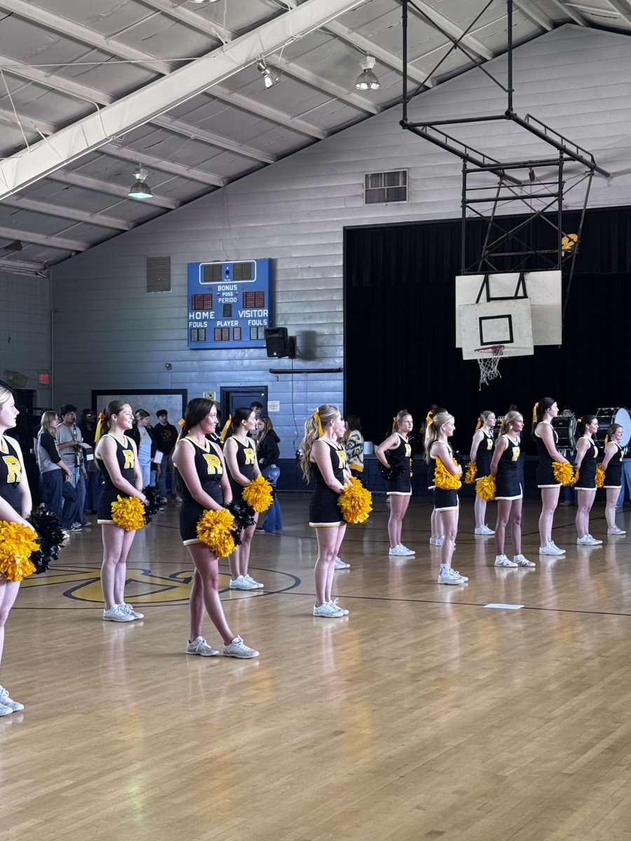 RipleyHS's tweet photo. Our RHS Cheerleaders and Band brought the energy to Ripley Elementary today! ๐๐ฃ Pumped up our future Tigers for state testing with a surprise pep rally full of music, cheers, and motivation! ๐๐ค #TigerPride #OneRipley #TestReady https://t.co/GxX7EyisXr