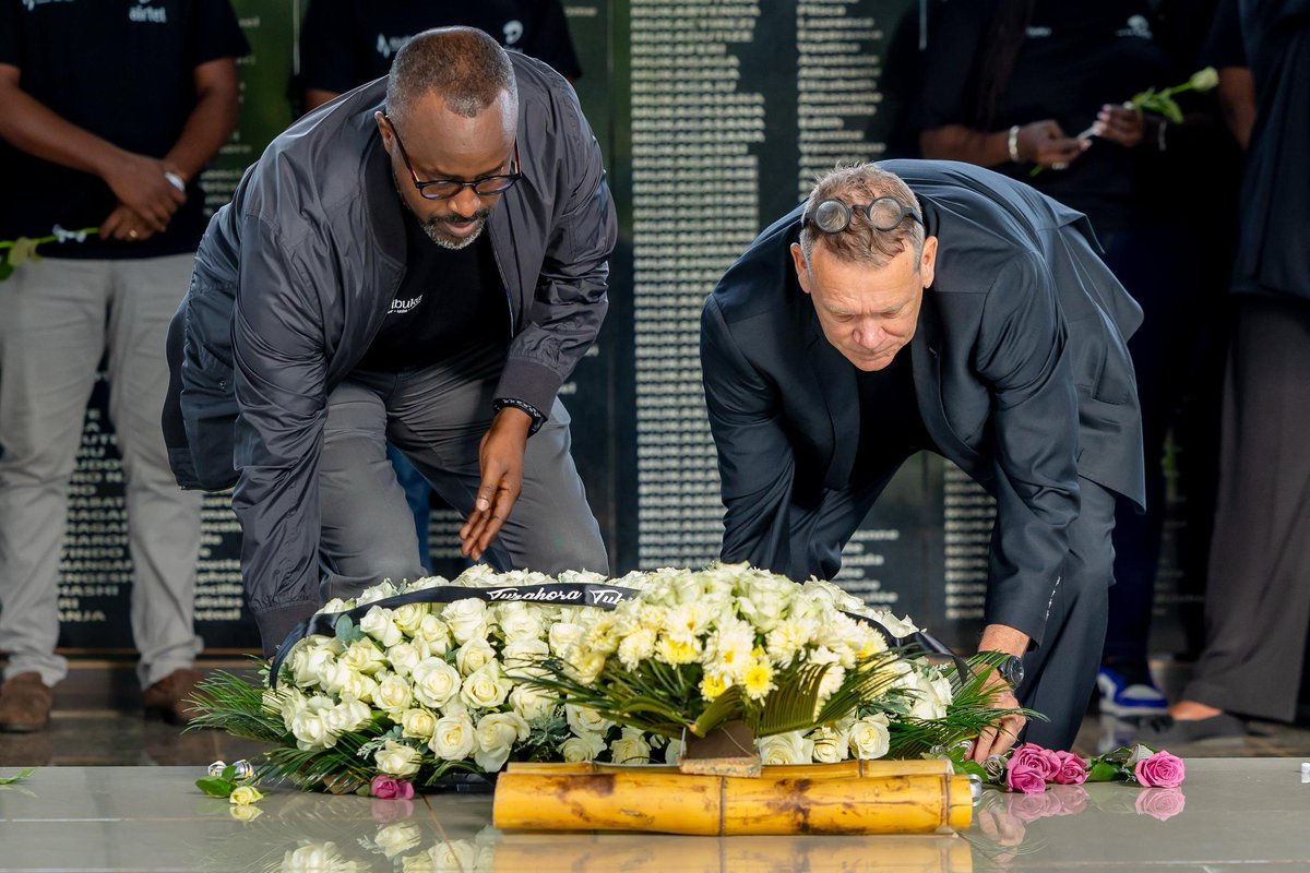 airtelrw's tweet photo. Today, Airtel Rwanda staff paid their respects at Ntarama Genocide Memorial, laying a wreath in solemn remembrance at the burial site to honour the memory of over one million lives lost during the 1994 Genocide against the Tutsi.

#Kwibuka31 https://t.co/oBI6fEgdWI
