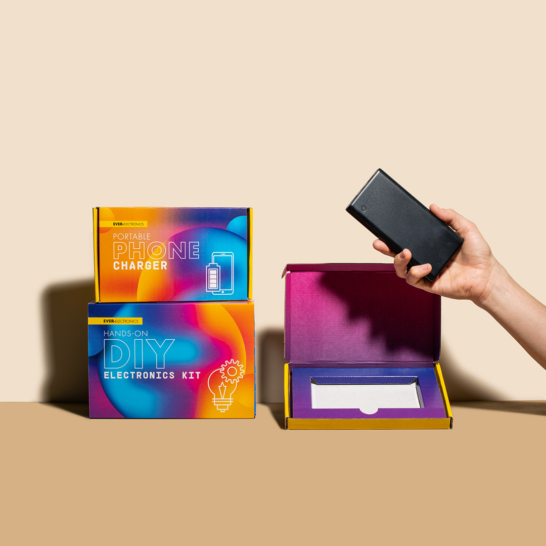 Fantastapack's tweet photo. There's a reason why luxury brands use inserts. They create order, elevate presentation, and build trust from the first look. Paired with our high-quality printing, you’re not just delivering a product—you’re building brand loyalty. It's time to upgrade and invest in inserts. https://t.co/2daZfWNV6Z
