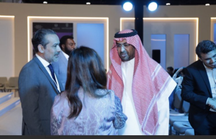 🌎 Global conversation on reforming International Investment Agreements is gaining traction. From #Abudhabi speakers: 
🔹 Emphasized @UNCTADs central role as a trusted, inclusive and universal forum for IIA reform
🔹 Reaffirmed the need for UNCTAD’s policy guidance on IIA reform