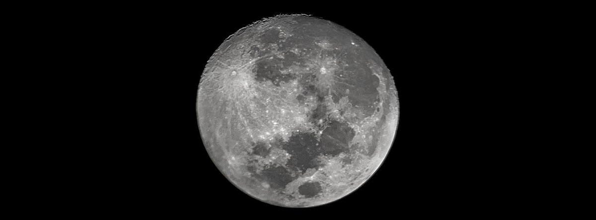 lsky38's tweet photo. Tonight’s Moon 95% https://t.co/kSo78VhgW1