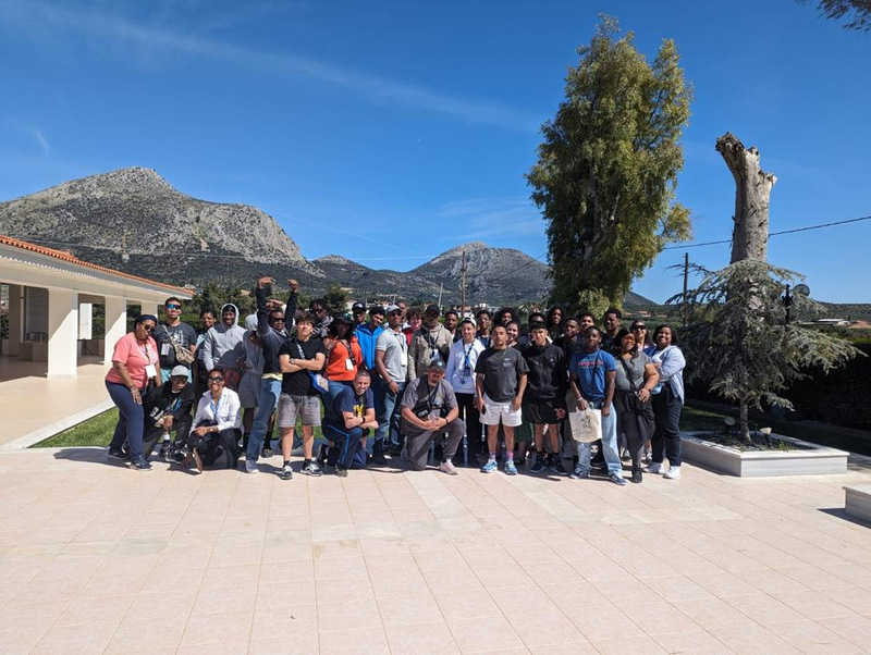 MountToday's tweet image. #ThrowBackThrusday 📸Our travel group last Easter break in Greece. This year, our JHS travel group is heading to Costa Rica🇨🇷, and our HS travel group is heading to Peru🇵🇪. Stay tuned…#WorldTravel #BeyondTheClassroom 🌎🗺️🧭✈️