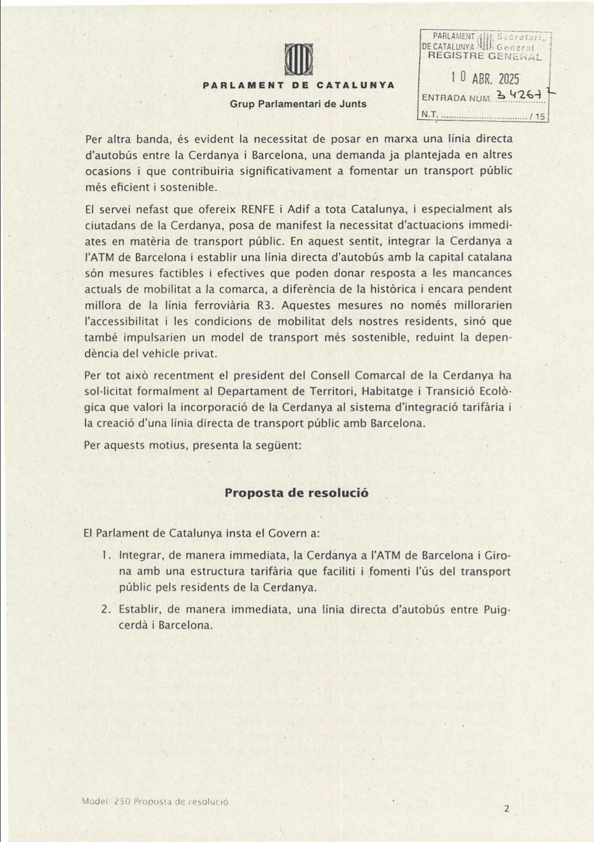 De la mà del President del <a href="/CCerdanya/">Consell Comarcal de la Cerdanya</a>, <a href="/JuntsParlament/">Junts Parlament</a> traslladem al <a href="/govern/">Govern de Catalunya</a> les demandes cerdanes per millorar-ne el transport públic, ja que la R3 de <a href="/Renfe/">Renfe</a> és un desastre reiterat. 

1️⃣ Integració a l'ATM de Girona i Barcelona amb tarifes adients

2️⃣ Autobús directe entre