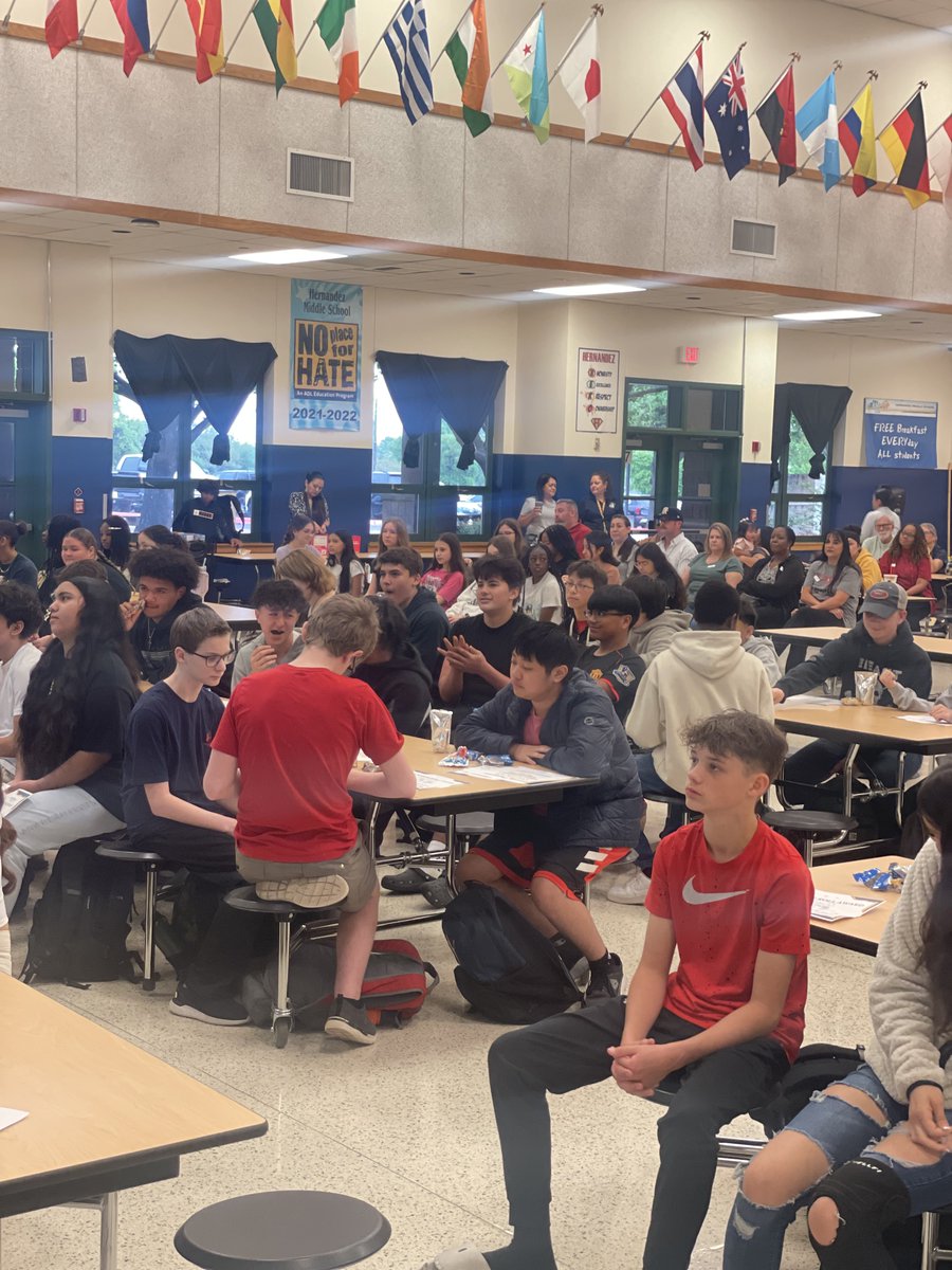 HernandezMS tweet media