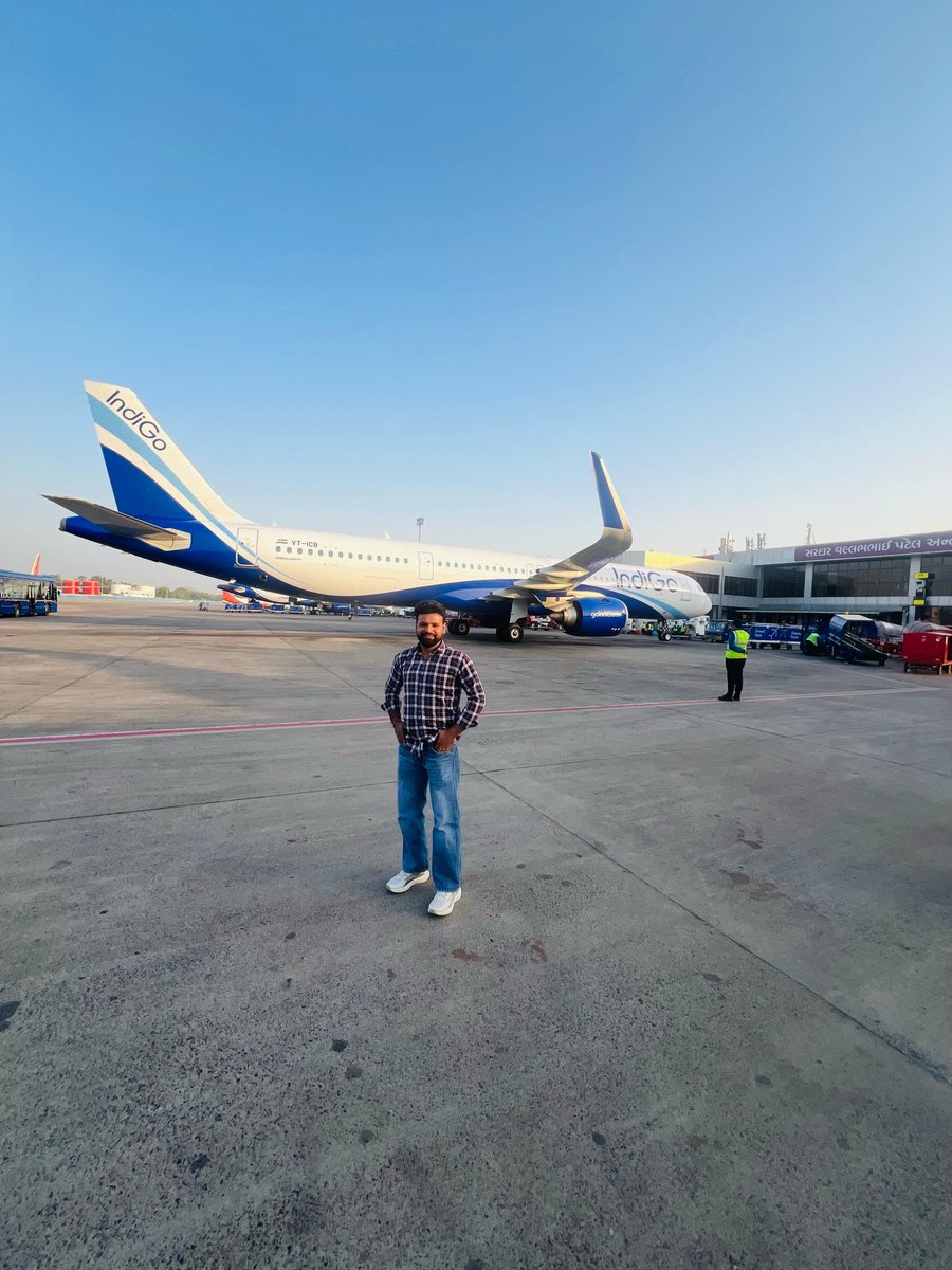 drprincekumarpt's tweet photo. First flight ✈️ going to golf tour as a sports Physiotherapist ⛳
#Golf #pgti #pgtofindia #physiotherapist #sports #match2025 #Doctor #flight https://t.co/nYQes8x9AO