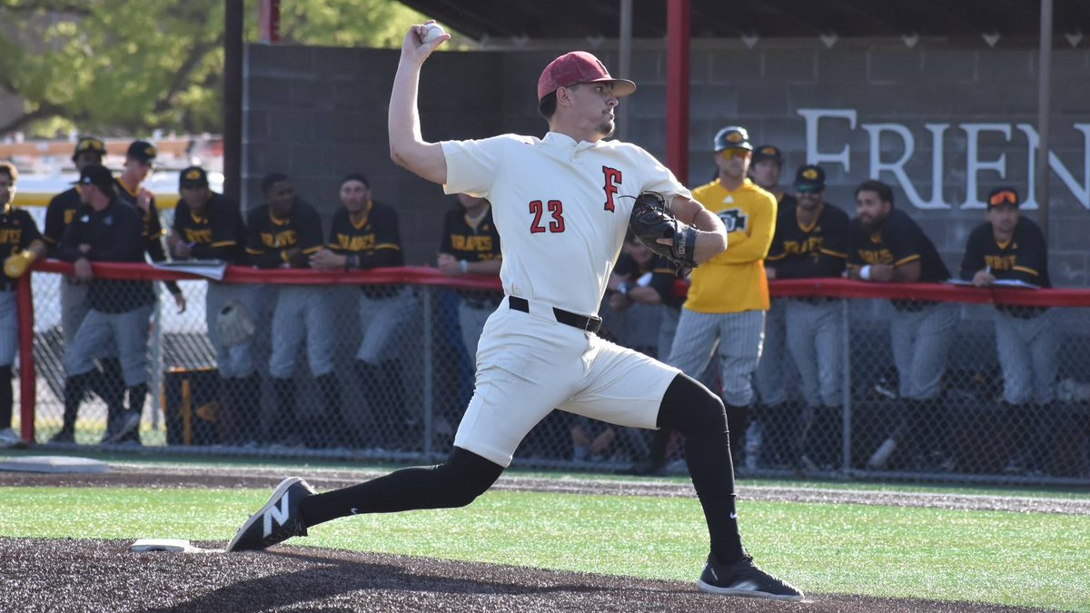 𝗙𝗥𝗜𝗘𝗡𝗗𝗦 𝗙𝗔𝗟𝗖𝗢𝗡𝗦 tweet media