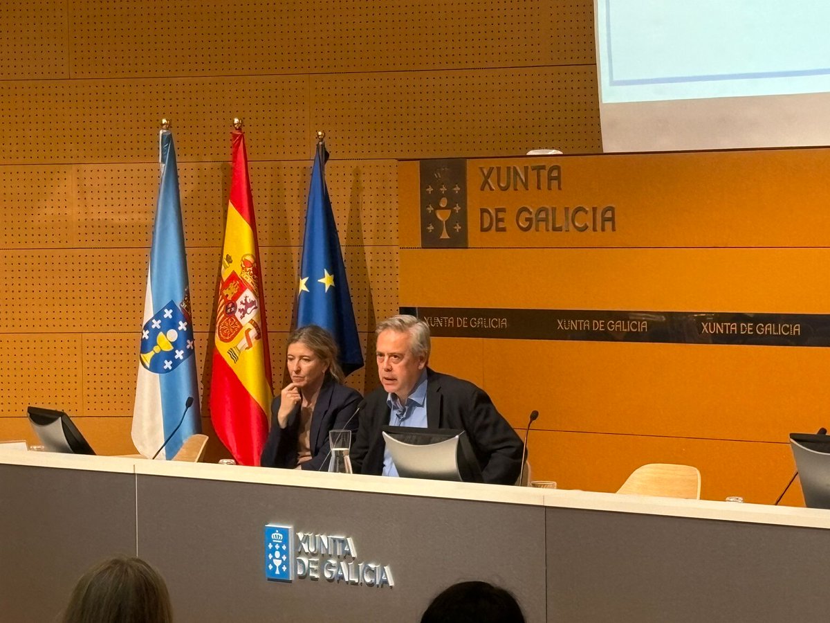 AntonioGCaamano's tweet photo. A adecuación terapéutica é clave para ofrecer ao paciente un tratamento axeitado segundo a súa situación clínica, valores e desexos.

Afrontamos novos retos no eido da bioética, que esixen compromiso e rigor nas decisións sanitarias, sen perder nunca de vista ás persoas. https://t.co/RK4vWdvb6a