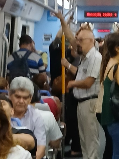 vinoypastillas's tweet photo. Jesse cuanto falta para constitución https://t.co/gmtjZkmrtL