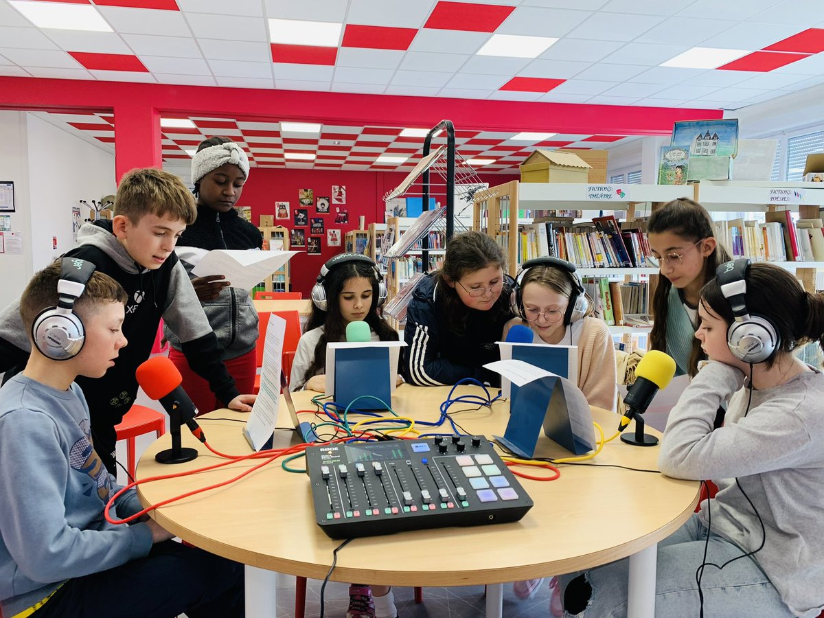 MARINA RJK tweet media