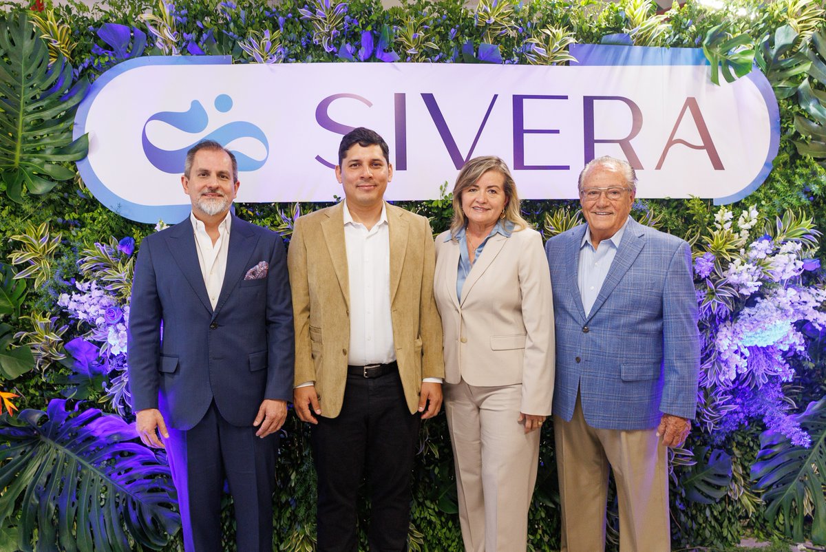 Claudia_Loaiza's tweet photo. INNOVUM, presentó su primera propuesta residencial y comercial en #DAULE con la Urbanización Sivera y Sivera Plaza, un innovador proyecto mixto que combina un exclusivo complejo residencial con una moderna plaza comercial. https://t.co/LBV3aPjxHf https://t.co/h5q1lrTjGP