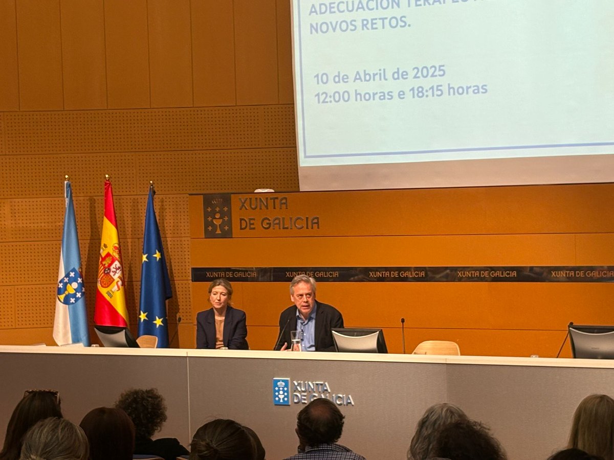 AntonioGCaamano's tweet photo. A adecuación terapéutica é clave para ofrecer ao paciente un tratamento axeitado segundo a súa situación clínica, valores e desexos.

Afrontamos novos retos no eido da bioética, que esixen compromiso e rigor nas decisións sanitarias, sen perder nunca de vista ás persoas. https://t.co/RK4vWdvb6a