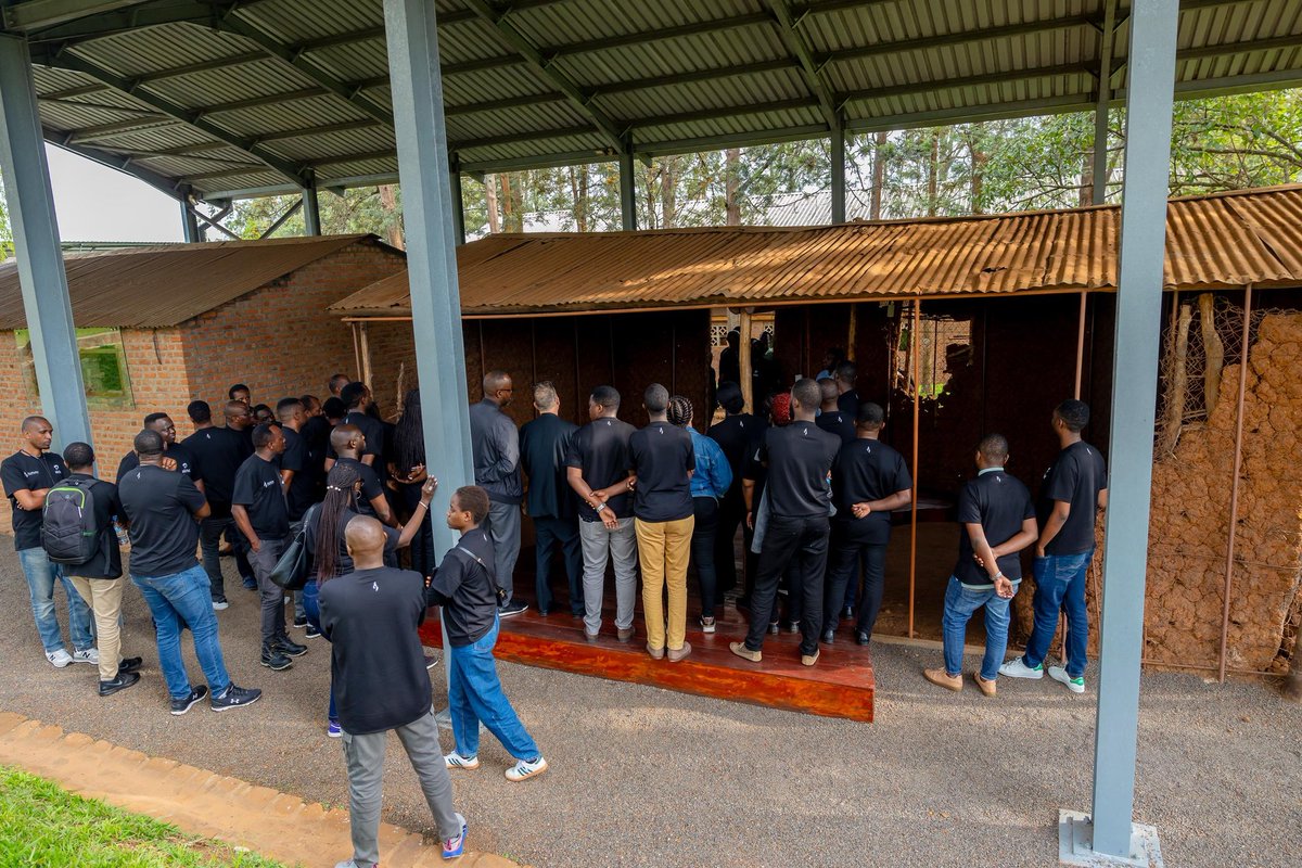 airtelrw's tweet photo. Through a guided tour of the memorial exhibits, we delved into the tragic history of Ntarama, where over 5,000 victims who had sought refuge at the Ntarama church were brutally murdered. 
Airtel Rwanda also made a donation to support the preservation of this important site. https://t.co/teZBm7vvhN
