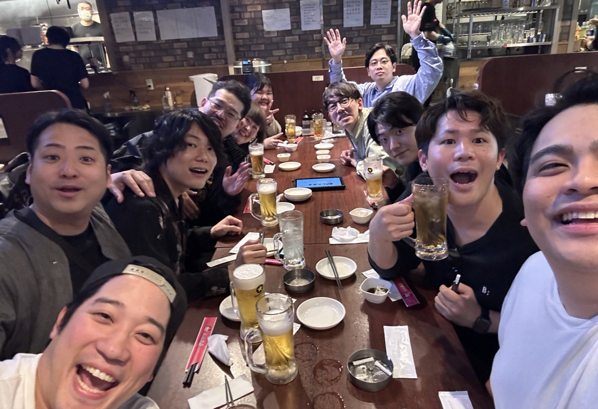 suppyyyyy's tweet photo. 皆様、ありがとうございました！

僕のワガママに沢山の人を巻き込みました。
巻き込んで良かった！

いやぁ、最高でした！！！

また節目にもっと長くてもっと大人数呼んでもっとデッカいライブしようね。

#鈴木バイダン芸歴10周年ファン感謝祭 https://t.co/BLzpgmozSp