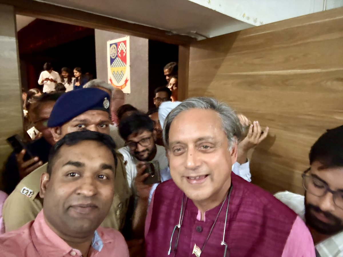 roysonrajan's tweet photo. An inspiring evening listening to Dr. Shashi Tharoor speak on “The Idea of a University.” His reflections on the difference between a well-formed mind &amp; a well-filled one, &amp; that Employability must be balanced with excellence and the cultivation of the intellect. @ShashiTharoor https://t.co/U5zD6Ja61m