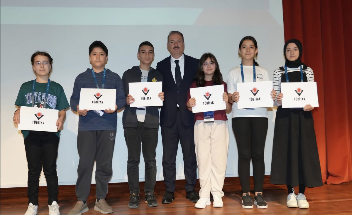 adiyamanbilsem's tweet photo. Öğrencilerimizden Gurur Veren Başarı! Değerler Eğitimi ve Yazılım alanlarında bölge ikinciliğine layık görülen öğrencilerimizi ve öğretmenlerimizi tebrik ediyor, nice yeni başarılara imza atmalarını diliyoruz!
#TÜBİTAK2204B #BİLSEM #BaşarıHikayemiz #AdıyamanBİLSEM #GururDuyuyoruz https://t.co/uXIcdhROs4