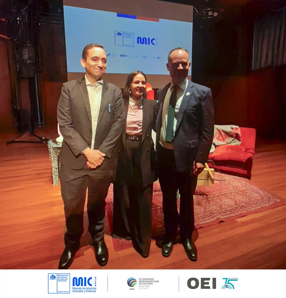 OEIChile's tweet photo. 🌎 @RaphaelCallouBr, director general de Cultura de la OEI, enfatizó en la responsabilidad que tienen los Estados para garantizar que el uso de la IA respete los derechos culturales, rescatando la diversidad y evitando reproducir sesgos y desigualdades sociales. https://t.co/Fu8rSTY1N8
