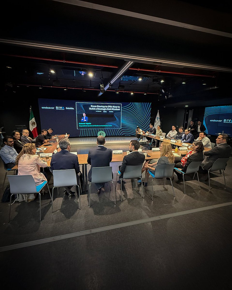 BIVAMX's tweet photo. Hoy nos reunimos en el Auditorio @BIVAMX para impulsar una conversación clave sobre cómo llevar a más empresas mexicanas del crecimiento al mercado público.

En el evento “From Startup to IPO: How to Build a Strategic Exit Mindset”, impulsado junto a @DeloitteMX y Endeavor México, buscamos pasar de los diagnósticos a proponer soluciones.

¿Cómo ayudamos a que más scaleups mexicanas vean al mercado bursátil como una opción real y estratégica? ¿Qué barreras deben eliminarse? ¿Qué falta para institucionalizar el crecimiento?

En BIVA, estamos comprometidos con construir ese camino junto a aliados estratégicos, promoviendo una nueva mentalidad: una que apueste por crear valor sostenible, institucional y con impacto.

#BIVA #Emprendimiento #IPO #MercadoDeValores #Scaleups #Innovación #CapitalEmprendedor #Startups #FinanzasSostenibles