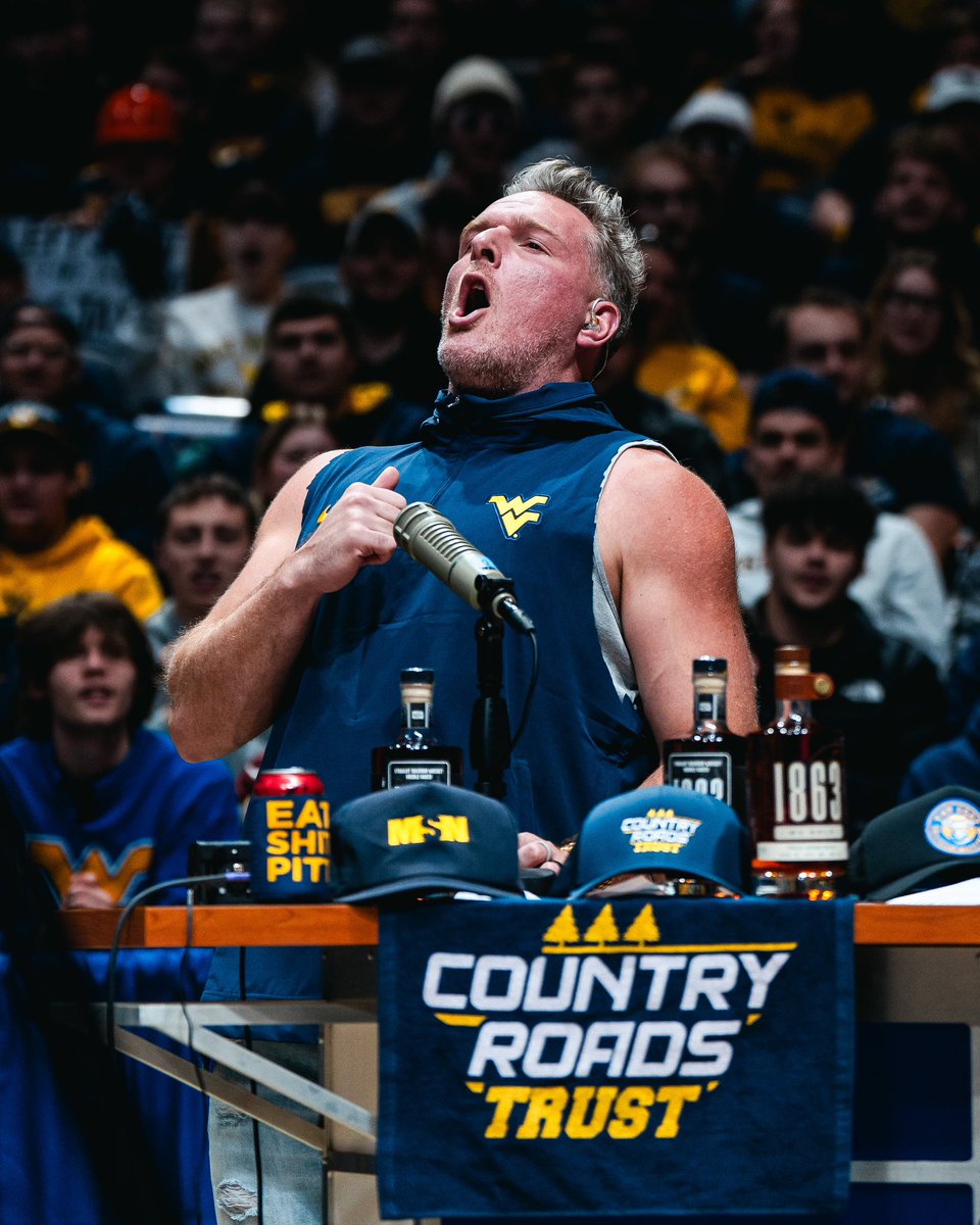 WVUfootball's tweet image. We know Pat can put on a show 🎙️

#BigNightAHT