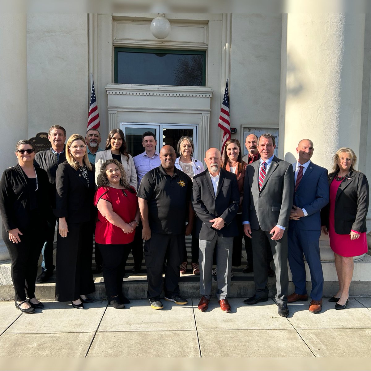 CSAC_Counties's tweet photo. 🌟 Hard work pays off! Join us in celebrating 10 remarkable #CountyLeaders who’ve achieved their CSAC Institute Executive Credential by completing 50 hours of executive leadership training.

This milestone was celebrated this week during the #ColusaCounty Board of Supervisors meeting, recognizing these leaders’ dedication to public service and professional growth. They now join a statewide network of 1,800+ credentialed leaders making a difference across California.👏

A special thanks to Colusa County’s Board of Supervisors — Daurice Kalfsbeek-Smith, Jose Merced Corona, Kent Boes, Randy Wilson, and Janice Bell — along with CAO Wendy Tyler for championing this opportunity in partnership with @CountyofButte and Glenn County.

#CSACInstitute #LeadershipDevelopment #ExecutiveCredential #CACounties #CountiesLead