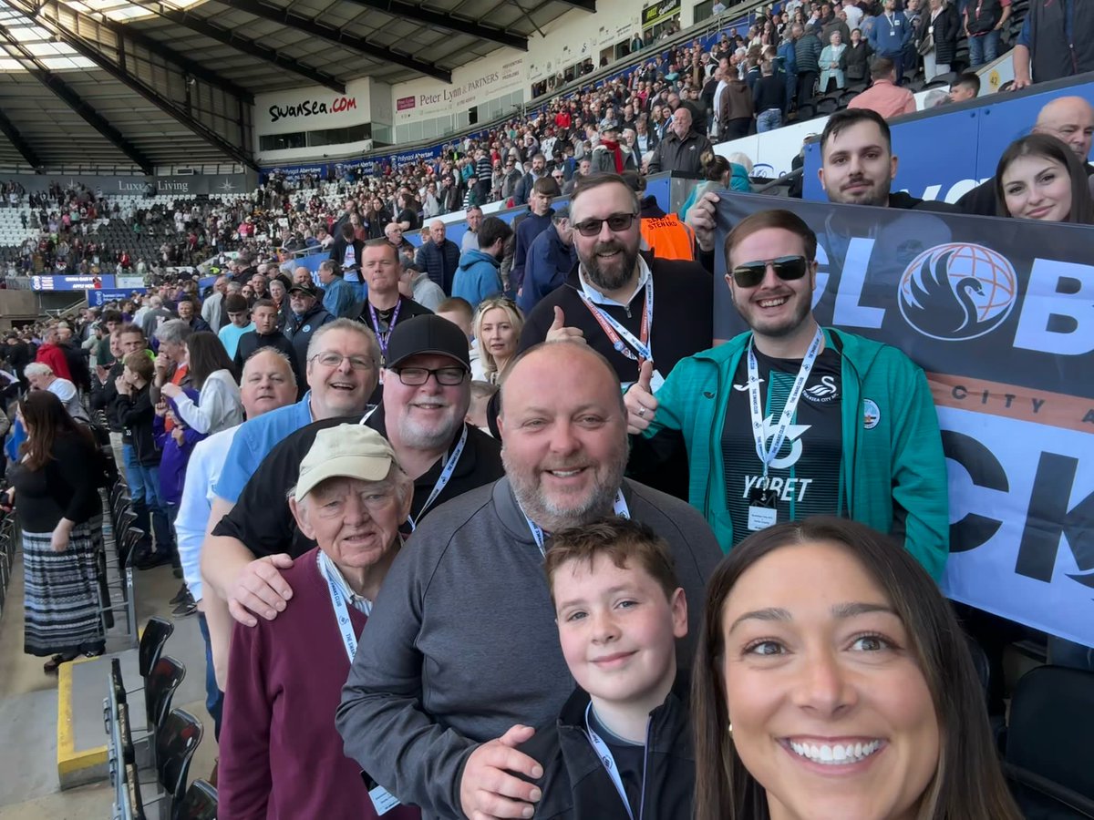 Not a bad few days for all the #GlobalJacks who travelled over to the Derby and Plymouth matches.

When can you come again? 😉

Thanks to everyone at <a href="/SwansOfficial/">Swansea City AFC</a> &amp; <a href="/swanstrust/">Swansea City Supporters' Trust</a> for your support.

Safe travels home. 

Until the next time......

#Swans #SwanseaCity