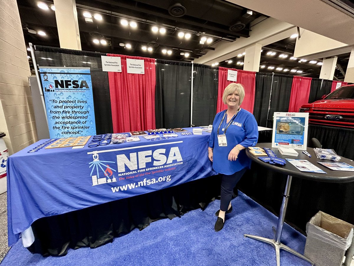 NFSAorg's tweet photo. Stop by booth 8534 in Lucas Oil Stadium to see @vickiep4 - she has all the fun #fastestwater swag & loves hearing from fire departments that love fire sprinklers! @NFFF_News @FDICevent @Firefrank76 #PartnersInProtection https://t.co/0ExNI0JX9l
