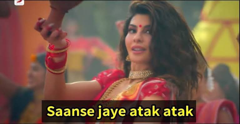 _ankulicious's tweet photo. Gagging explained by Badshah ft. Jacqueline https://t.co/GPdIJWLUhs