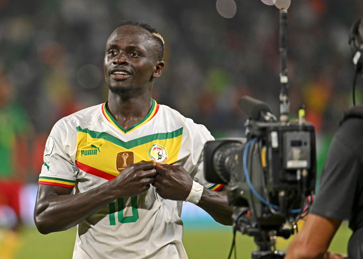 Joyeux anniversaire à notre Nianthio national 𝙎𝘼𝘿𝙄𝙊 𝙈𝘼𝙉𝙀́ qui fête aujourd’hui ses 33 ans. 🎂🇸🇳