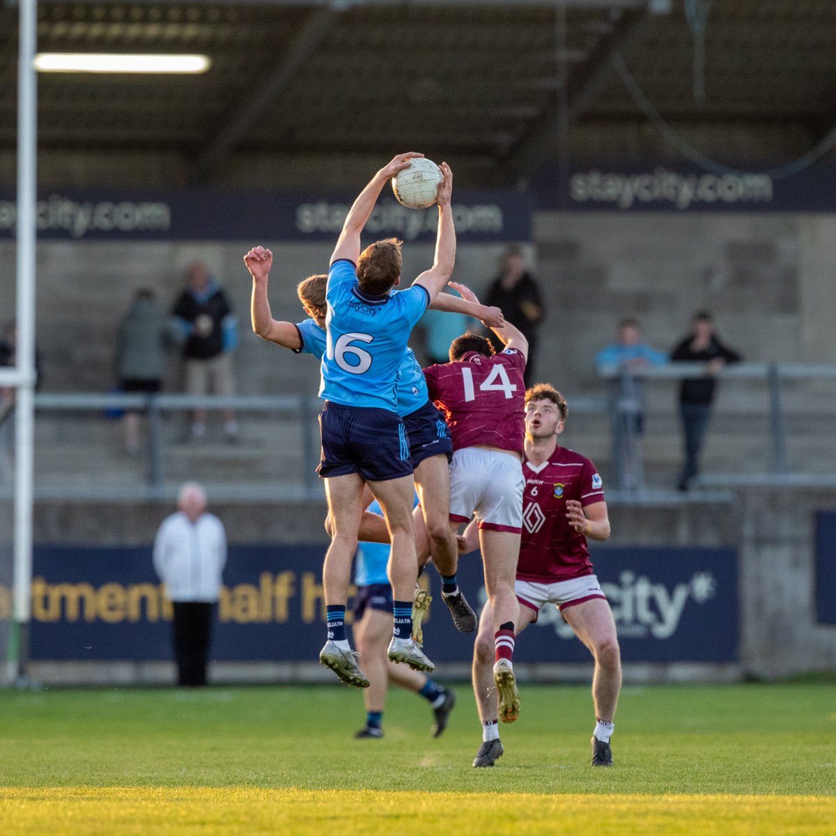DubGAAOfficial's tweet photo. Our U20 footballers secured their place in the Leinster Championship quarter-finals after last night's victory over Westmeath in Parnell Park 😎💪

📸 Paul Barrett &amp; Matthew Burke

#UpTheDubs https://t.co/YW7Jqg5BiA