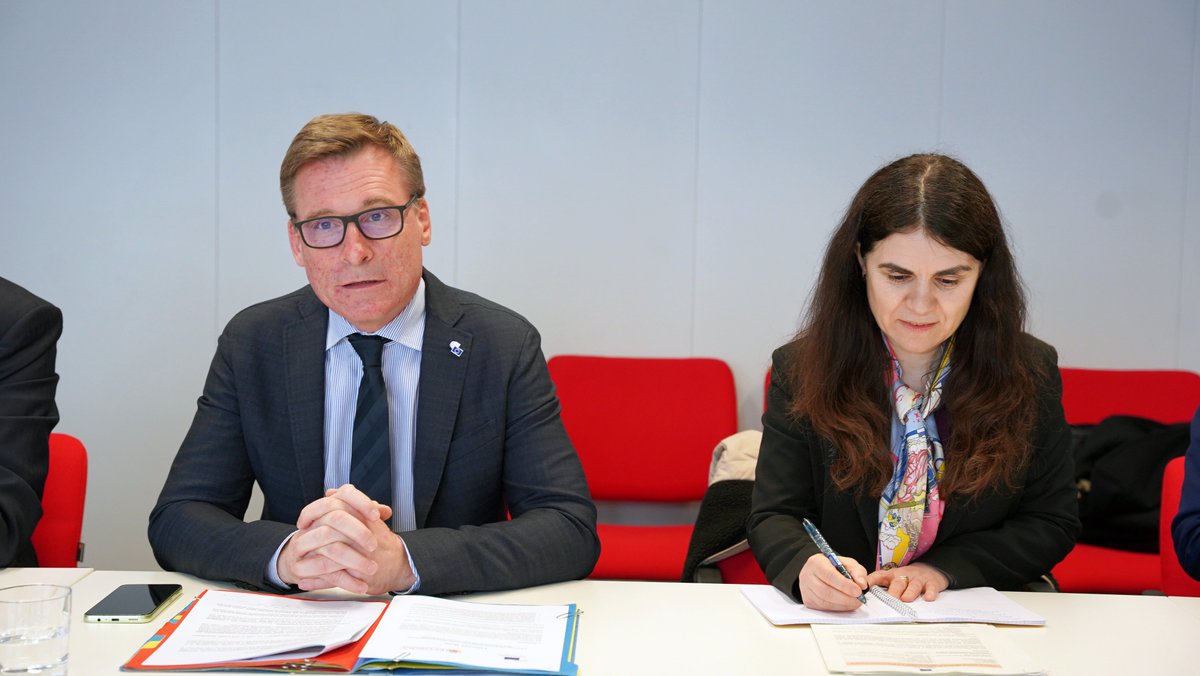 EESC_President's tweet photo. Productive trilateral with Commissioner @JozefSikela &amp; @louischeicks on boosting #CivilSociety’s voice in #EUAfrica partnership.

We proposed a joint mechanism to ensure meaningful dialogue, aligned with the Joint Africa-EU Strategy.

Looking forward to continued collaboration. https://t.co/t5U4VCnF4f