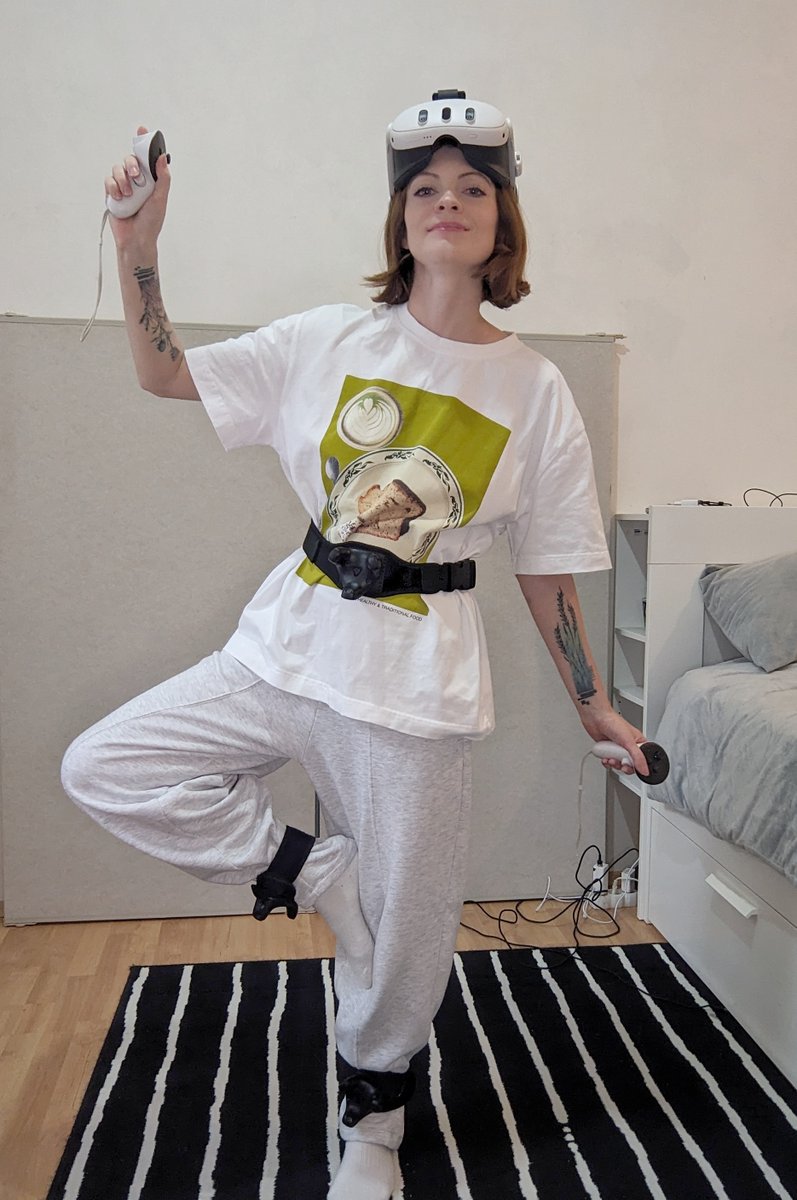 When people ask me "What do you mean you work inside virtual reality? What does that even look like?" - I just send them this picture. This is my official VR work uniform, lol.