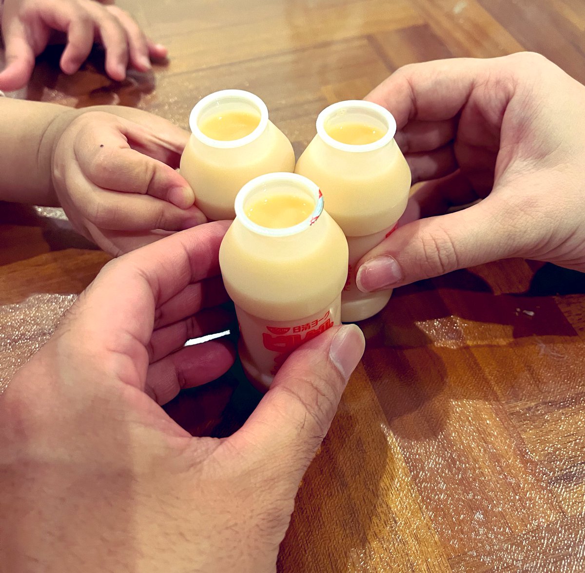 娘「ぴるにっくでかんぱーいしゅるー！」