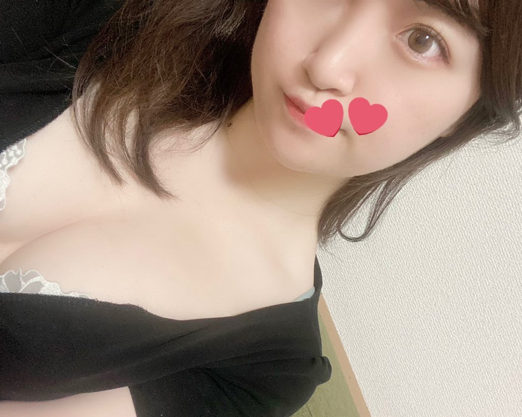 こんばんは🐈‍⬛💫

今日は五反田るーむに〜5時までいます🙌

ちょっと雨降ってきちゃってるけど
うるに会いに来てくれたら嬉しいです(๑&gt;◡&lt;๑)💞

ご予約お待ちしております😌