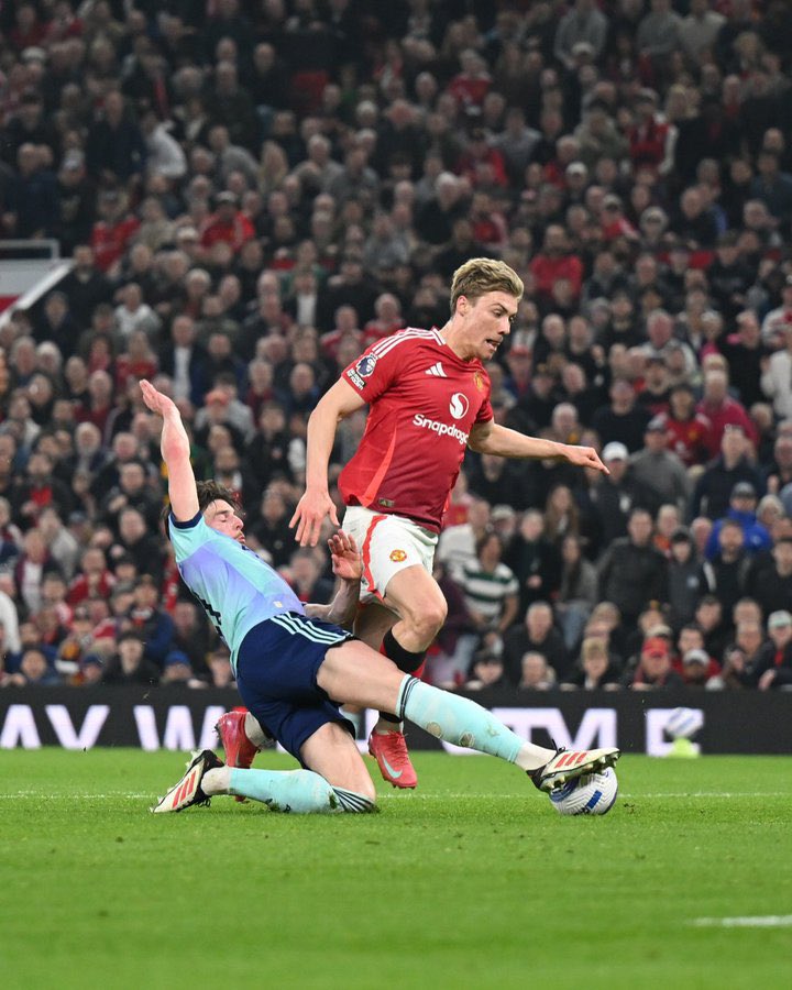 nonewthing's tweet photo. Declan Rice—the human highlight reel! https://t.co/RGymH0SvBx