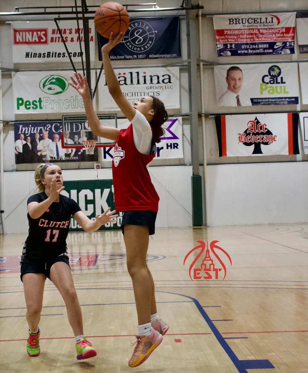 upstateselect's tweet photo. LOOK OUT NOW👀👀

Upstate Select is putting people on notice!

Thank you @NYSTakeover for your coverage of our athletes!

Special shout out to Ariana with the write up! Also a couple photos from this weekend!

As always… US on 3!🤞🏻 https://t.co/BI3wtDReJa