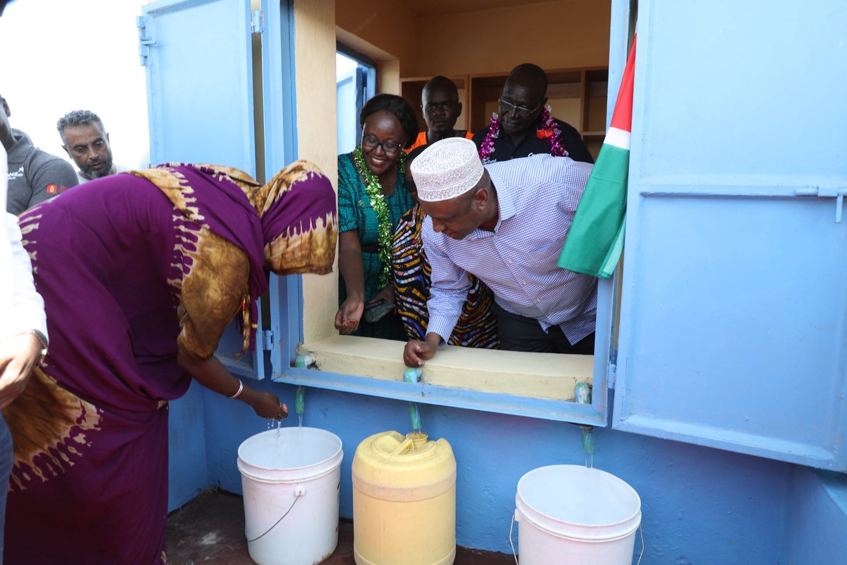 GovMohamudAli's tweet photo. Today in North Horr, I had the honour of presiding over the commissioning of the North Horr Integrated Project, implemented under the Sustainable Management and Access to Water and Sanitation in the ASALS Programme (SWASAP). This transformative initiative is jointly funded by the County Government of Marsabit and the Danish Government through the Water Sector Trust Fund, with implementation by Concern Worldwide. The total project cost stands at Ksh. 33,900,000.

Rehabilitation of Tiniku Water Supply Scheme – Benefiting 892 Households
•Installation of a 100m³ elevated steel water tank
•Additional 14.4kW solar system (72 panels @ 200W each) and a new 20m³/hour, 63m head water pump
•2.1 km of new HDPE pipeline
•Construction of 2 triple-door VIP latrines at Helmer Memorial Girls Primary School
•Construction of 1 new water kiosk and rehabilitation of 2 existing kiosks
•Community-Led Total Sanitation (CLTS) activities resulting in 17 villages certified Open Defecation Free (ODF)

Construction of Konon Gos Water Pan – Serving 295 Households
•Development of a 30,000m³ water pan with fencing, gate, silt trap, infiltration gallery, and shallow well
•1 triple-door VIP latrine at Konon Gos ECDE School
•2 livestock watering troughs

These interventions mark a major step forward in securing clean water and improved sanitation for the people of North Horr and beyond. Together, we are building resilient communities in our ASAL regions. @denmarkinkenya @Concern @ConcernKenya @wstf_ke
