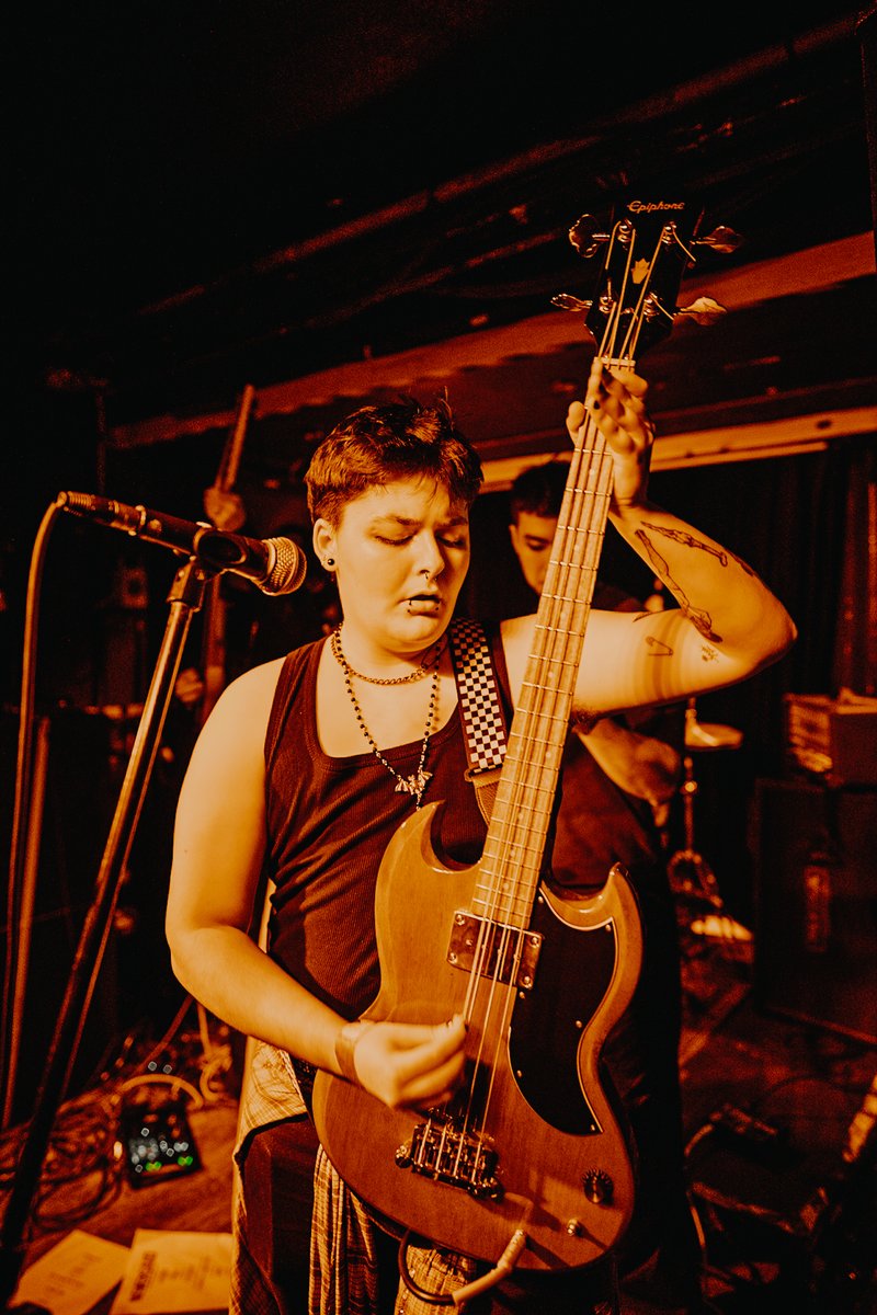 𝖍𝖆𝖕𝖕𝖞 𝖇𝖎𝖗𝖙𝖍𝖉𝖆𝖞, 𝖐𝖔𝖉𝖆
Wishing the happiest of birthdays to our big man on bass, Koda! He said that his birthday wish is for a packed out show in May. Make his wish come true with the link in our bio! 🖤❤️
📸 @sh_photography_uk