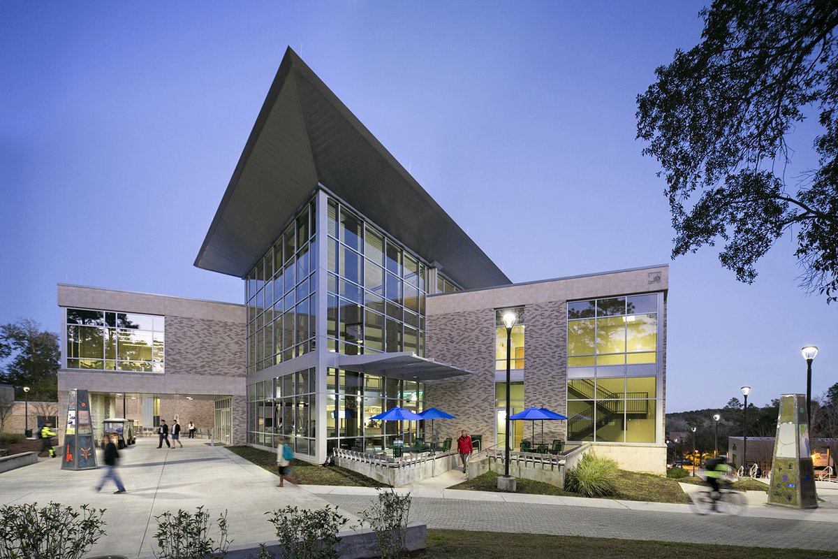 Khalil Shakir 🏀 tweet media