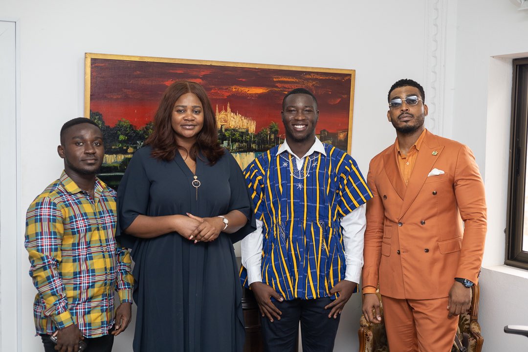 ofosumanuel_'s tweet photo. An inspiring meeting with Kafui Danku (CEO of the NFA) and James Gardiner (Deputy CEO). My friend and I had the privilege of discussing how we can support the NFA’s vision under her leadership and contribute to the future of Ghana’s film industry.
@kafuidanku @JamesGardinerGH https://t.co/uJD4Y2Xptk