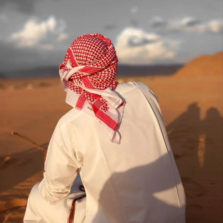 لاصار مايدري بخافيك غير انت 
ترتاح .. لو انك عن الدرب غادي 🌹

<a href="/K__A_7/">خــالــد🌹</a>