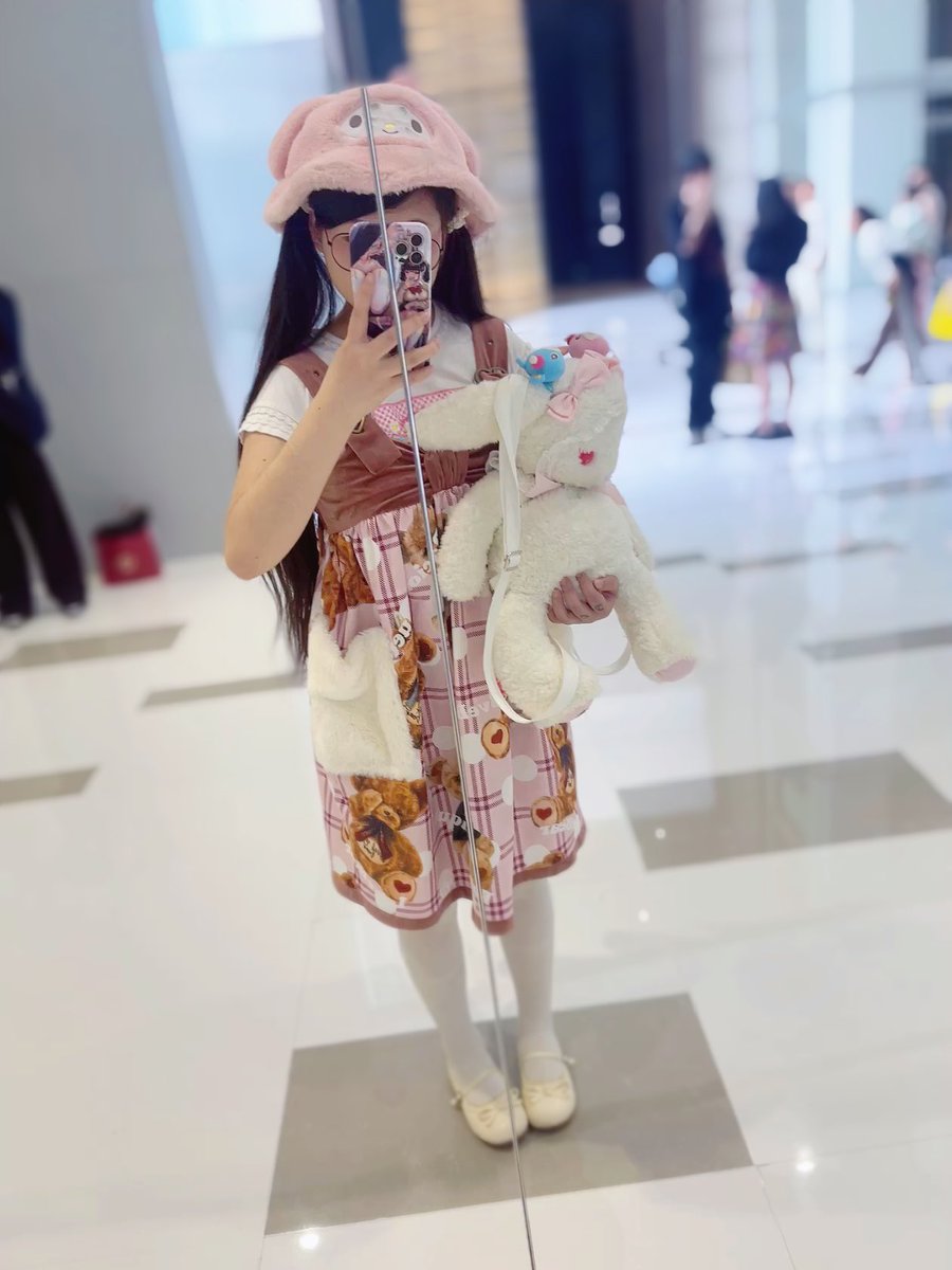 TxTk9im's tweet photo. 想怎么视奸我都可以的捏🥰 https://t.co/jzuYGeoZuV