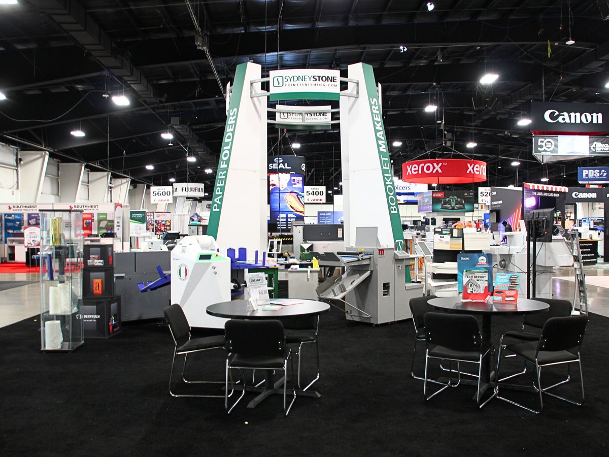 Day one at Graphics Canada was a big hit! 🎉
We loved catching up with our amazing customers and meeting so many new faces. Big thanks to everyone who stopped by to check out our live demos featuring Xante, Morgana, EBA, Mohr, Mamo, Duplo, and More —Booth 5400.