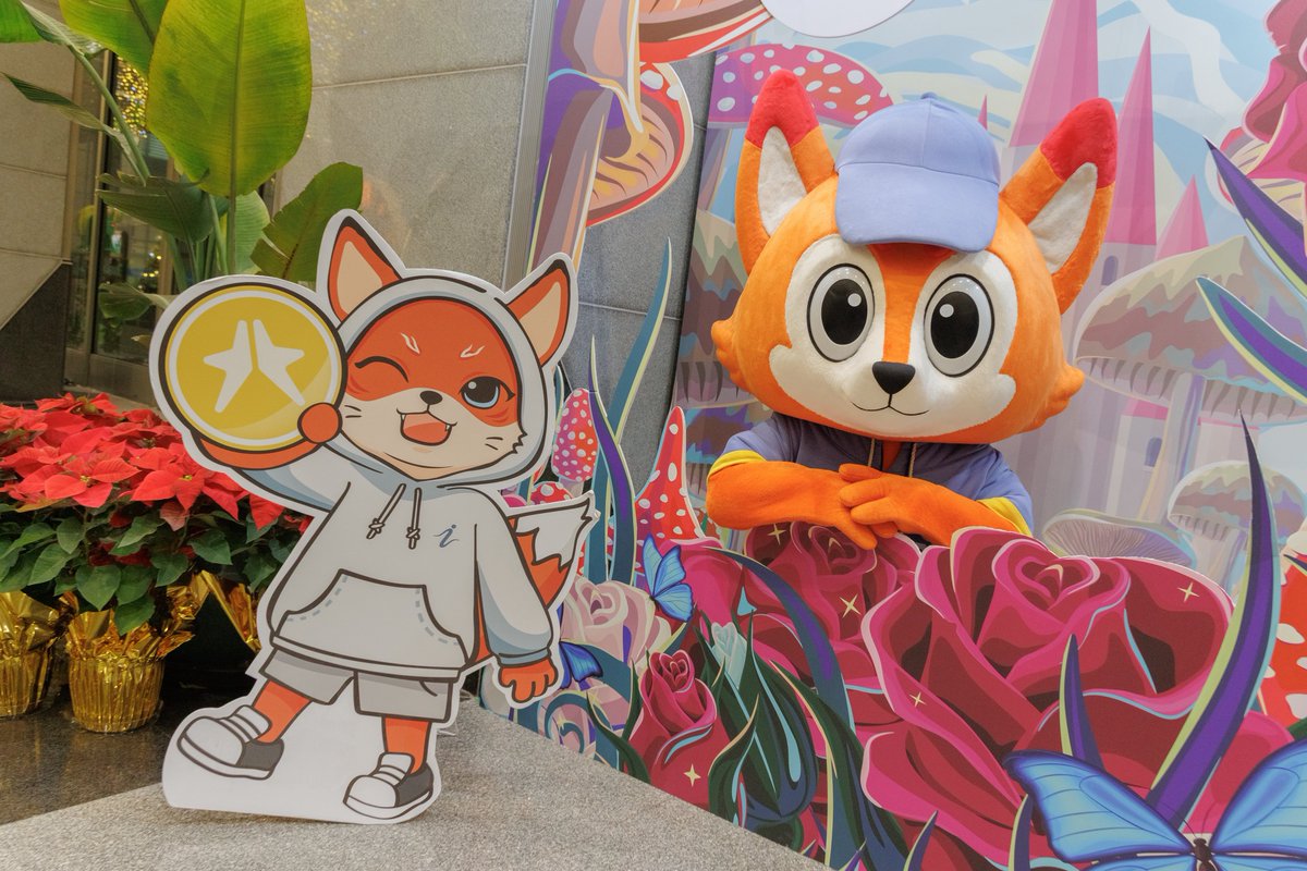 今天是4月10日，你知道這是什麼日子嗎？
4 可以念成「FO」，而 10 是羅馬數字的「X」，合起來就是「FOX」啦！

沒錯，今天就是日本的狐狸日喔！ 🦊🎉

———

ねえねえ、今日は4月10日だよ！何か特別な日だってわかるかな?
4は「FO」と読めて、10はローマ数字で「X」
合わせると「FOX」になるんだ！