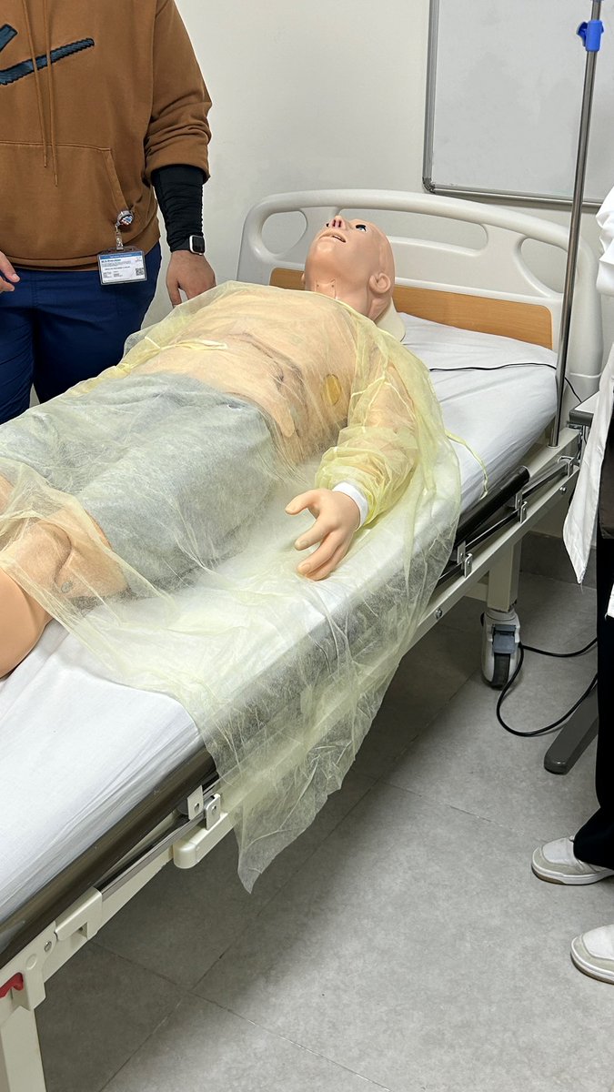 Emergency Medicine Club tweet media